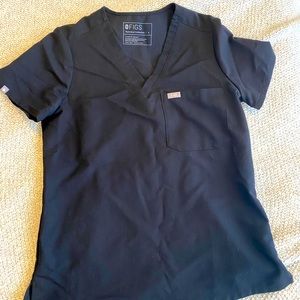 FIGS black scrub top one pocket